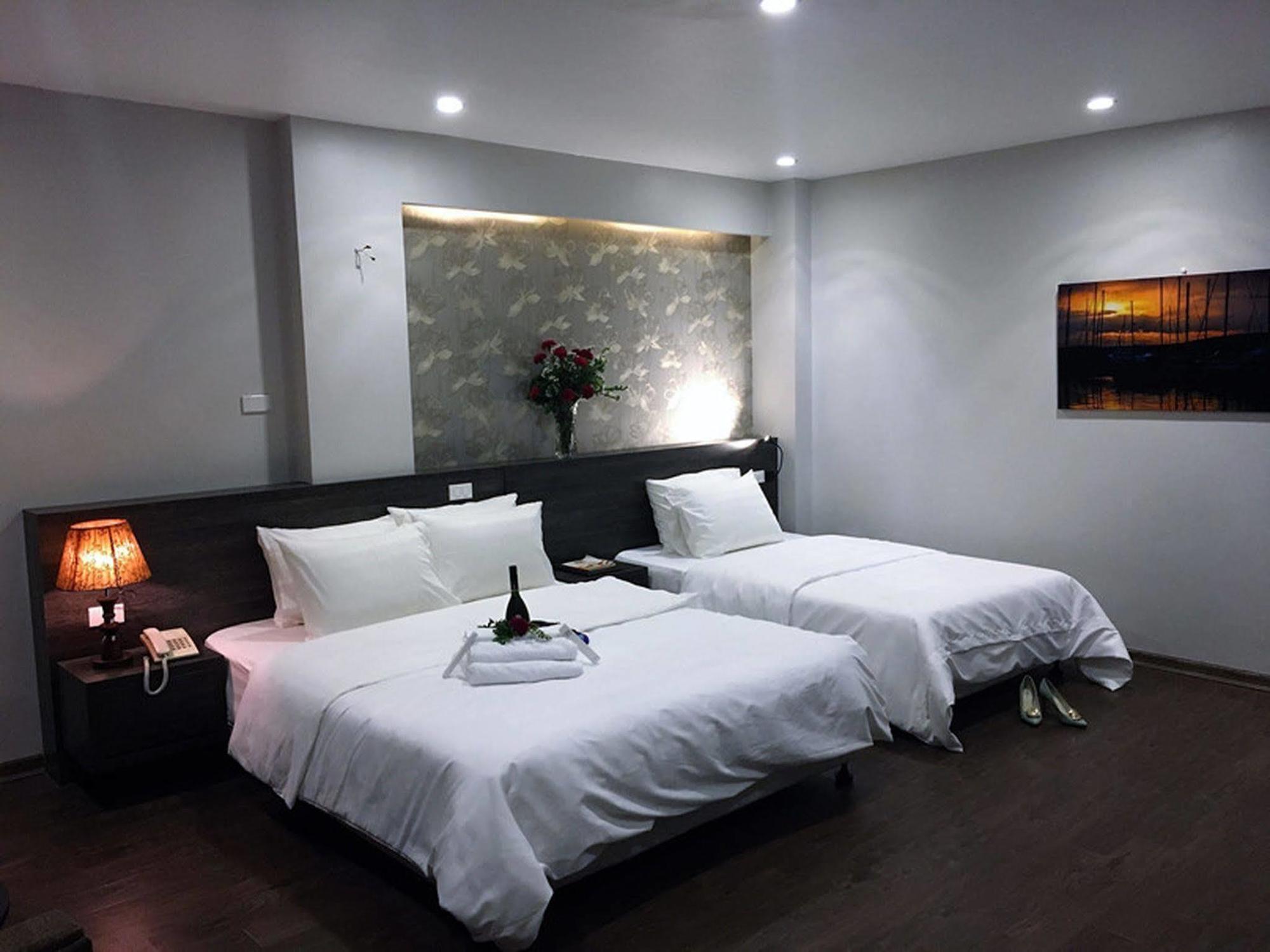 My Linh Hotel Hanoi Exteriör bild